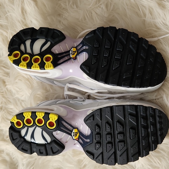 Nike Air Max Plus White Platinum Purple Sneakers Womens UK 6/ EU40/ US 8.5 - Picture 9 of 17